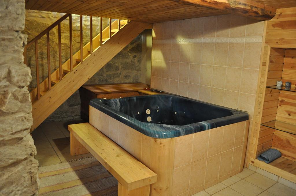 Alevi Holiday Home With Sauna Talin Exterior foto